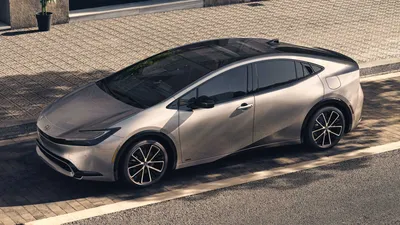 Фото Toyota Prius 2023: внешний вид и интерьер