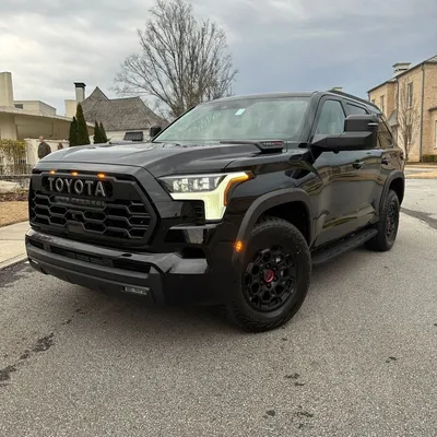 Фото Toyota Sequoia 2023: выбери свой размер и формат для скачивания