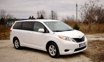 Toyota Sienna 2023: фото для экрана блокировки