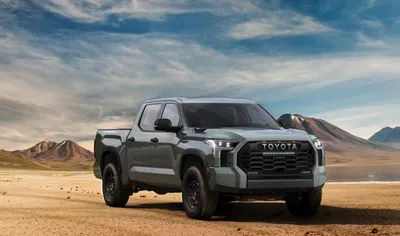 Фото Toyota Tundra 2023 с мощным двигателем