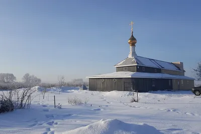 Фотография Церкви в зимнем великолепии: Размеры по вашему выбору