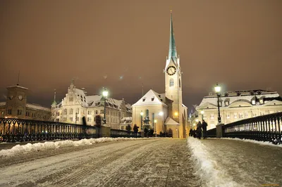 Великолепие Зимнего Цюриха: Изысканные изображения