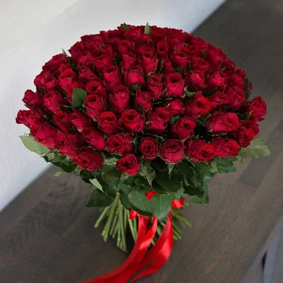 Красные розы: идеальные для романтического настроения