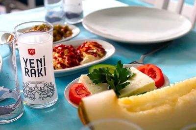 Фото Турецкой водки раки - высокое качество