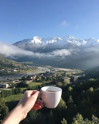 Красивые фотографии утра в горах: скачивайте бесплатно в любом формате.