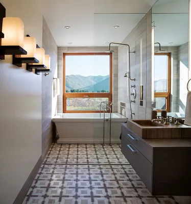 Фотографии узкой длинной ванной комнаты: вдохновение для обновления