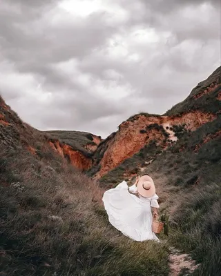 Природа гор в платье: Фото с потрясающими видами, доступные для загрузки в HD
