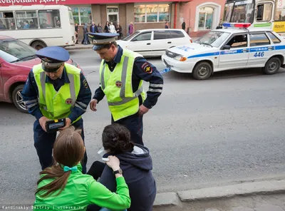 Изображение дпс в автомобиле - высокое качество png