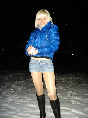 Зимний стиль в мини юбке: Фото коллекция