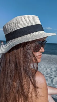 Фото пляжа в шляпе: скачать бесплатно изображения пляжей в хорошем качестве