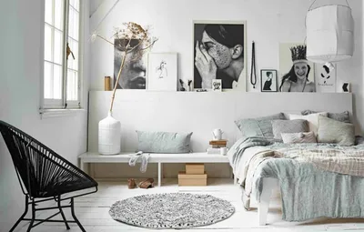Фотографии на стене над кроватью: красивые обои для уюта