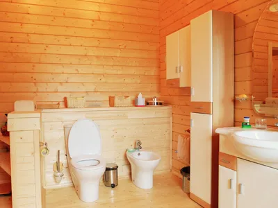 Full HD изображения ванной комнаты с вагонкой для скачивания