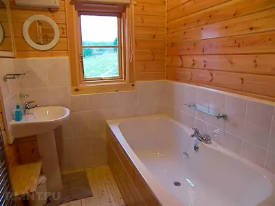 Вагонка в интерьере ванной: фотографии для вдохновения уютного пространства