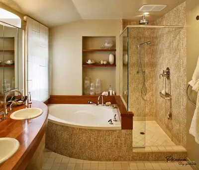 Максимальная функциональность при минимальных затратах пространства: Ванна и душ в одной комнате