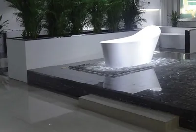 Ванна на подиуме: превратите ванную комнату в место отдыха - фото