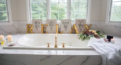 Ванна с пеной: создайте атмосферу релаксации в своей ванной комнате