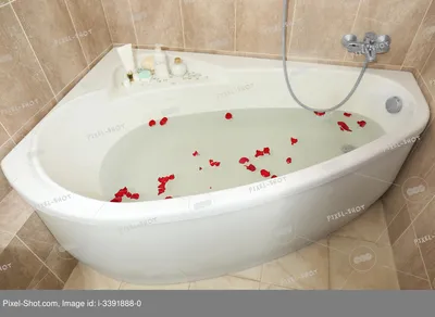 Фото розовой ванны с розами в формате png 