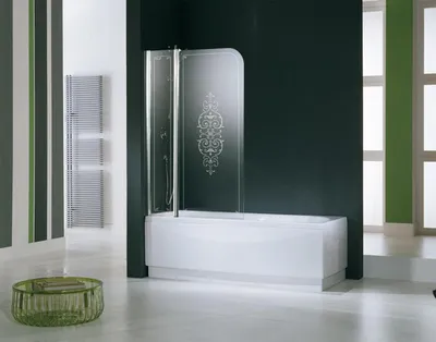 Ванна со стеклянной шторкой: современный дизайн и практичность