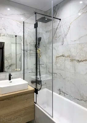 Изображение ванной со стеклом в формате JPG