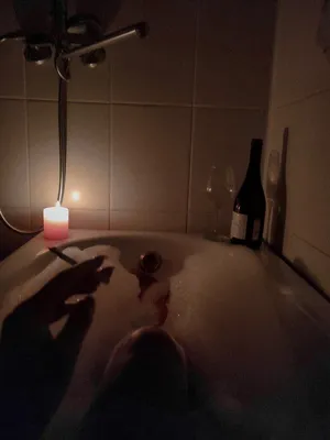 Новое изображение Ванны со свечами для скачивания