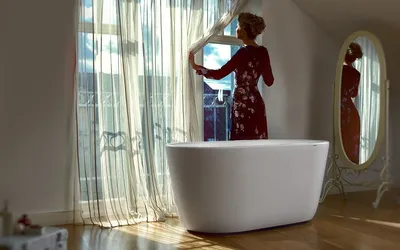 Ванная комната с ванной у окна: фотографии интерьера!