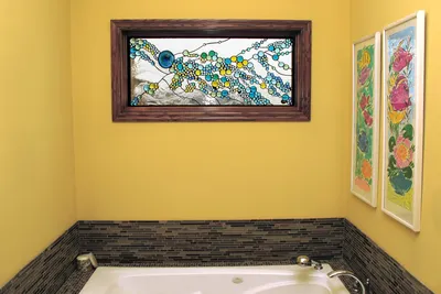 Ванная комната с ванной у окна: фотообзор интерьера!