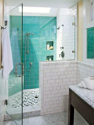 Арт-фото ванной комнаты в бирюзовом стиле