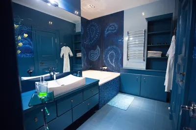 Картинка ванной комнаты в голубых оттенках в хорошем качестве