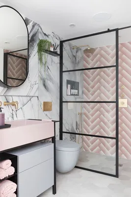 Розовая ванна: фото, вдохновляющие на создание уютного уголка