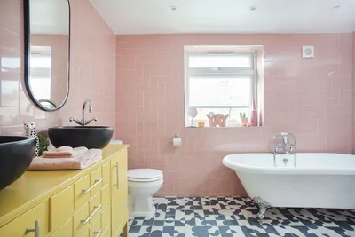 Фото ванны в розовом цвете: идеи для стильного дизайна интерьера