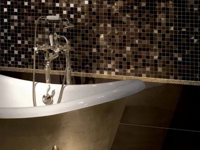 Фотографии ванной комнаты с мозаикой: варианты для разных стилей интерьера