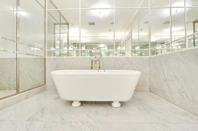 Картинка ванной комнаты из мрамора