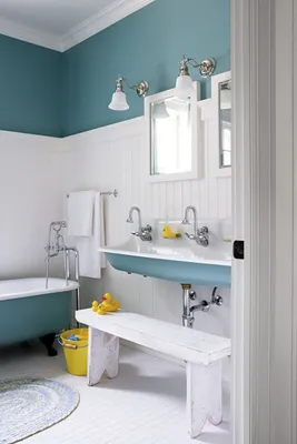 Фотографии ванной комнаты с крашенными стенами: варианты декора и мебели
