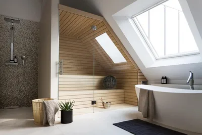 Фото ванной комнаты на мансардном этаже: современный дизайн