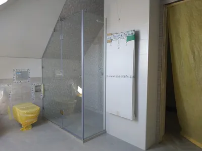Уникальный дизайн ванной комнаты на мансардном этаже: вдохновение для ремонта