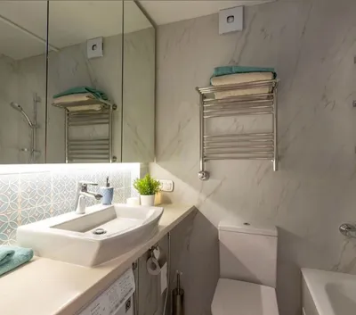 Ванная комната в хрущевке: фото с использованием винтажных аксессуаров