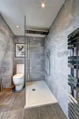 Фото ванной комнаты в мансарде - эксклюзив