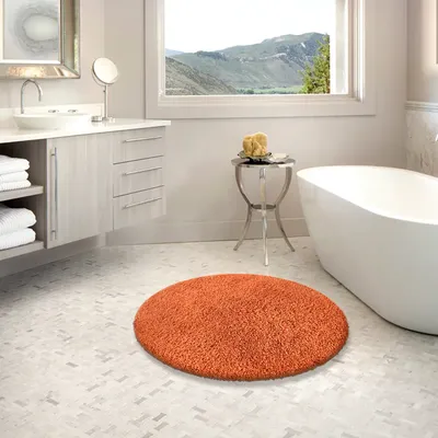 Фото модной ванной комнаты в оранжевой гамме