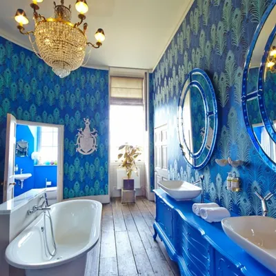 Фото ванной комнаты в синих тонах для использования