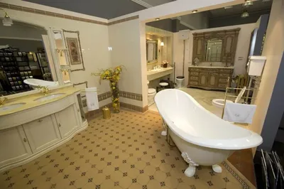 Восстановленная ретро ванная комната: фото