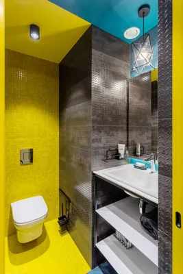 Изображение ванной комнаты желтого цвета в 4K разрешении