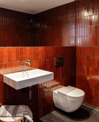 Стильная ванная комната в коричневых тонах
