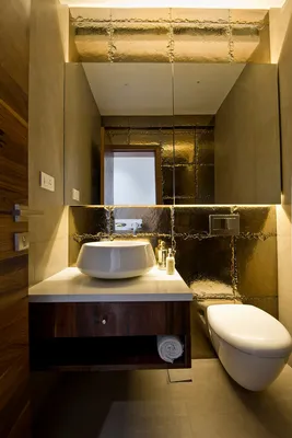 Ванная комната с оригинальными решениями в коричневых оттенках