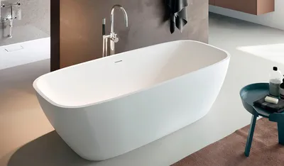 Фото ванны из искусственного камня в Full HD