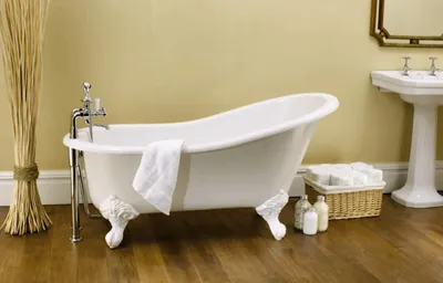 Фото ванн на ножках, которые добавят элегантности вашей ванной