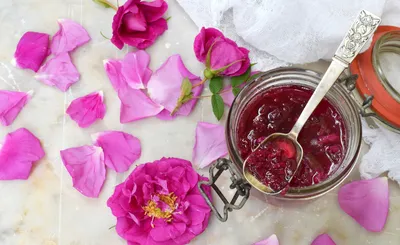 Розовое варенье из чайной розы - фотография рецепта для вдохновения