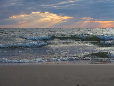 Вечернее море: красота заката в формате JPG