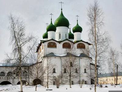 Фото заснеженных уголков Великого Новгорода в формате JPG