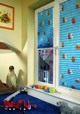 Вертикальные жалюзи в детскую комнату  фото