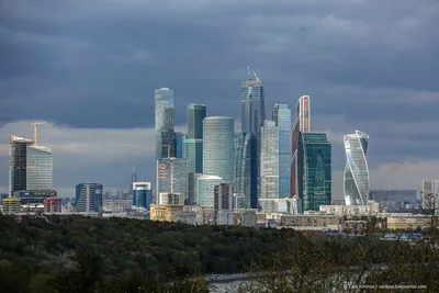 Вид на Москву с высоты Воробьевых гор: фотография в хорошем качестве на стенах